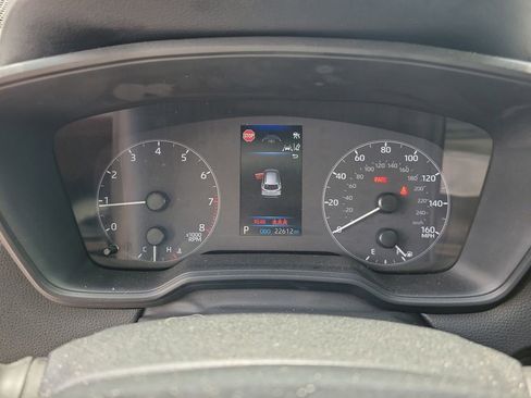 Used 2024 Toyota Corolla Cross LE w/ Moonroof Package FWD image 22