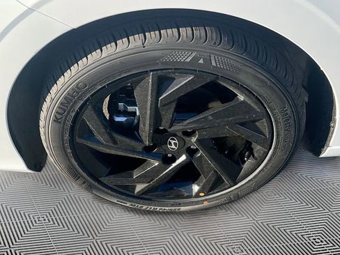 New 2026 Hyundai Elantra Sport image 28