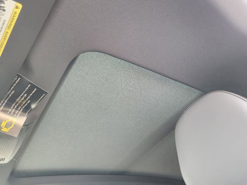 New 2026 Volkswagen Tiguan SE R-Line image 14