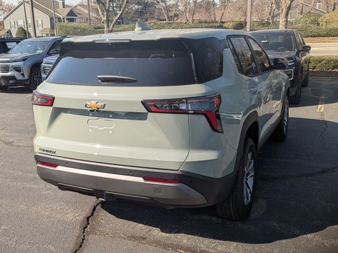New 2026 Chevrolet Equinox LT w/ Safety and Technology Package FWD image 8