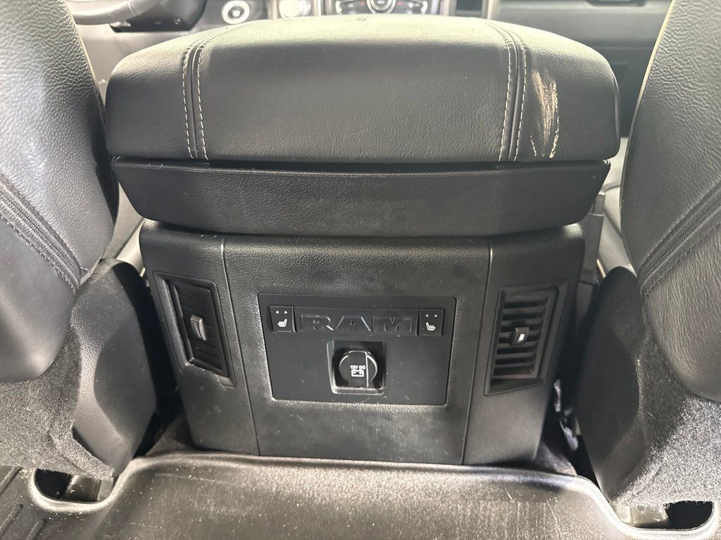 Used 2017 RAM 1500 Limited AWD/4WD image 38