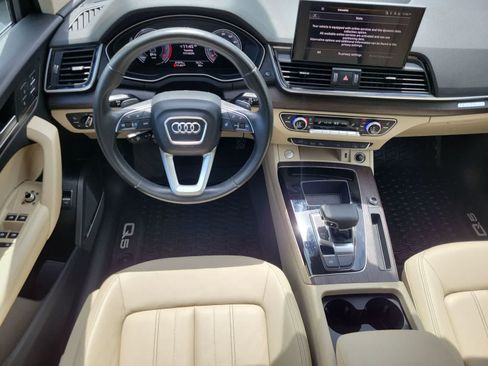 Used 2023 Audi Q5 2.0T Premium Plus w/ Premium Plus Package AWD/4WD image 18