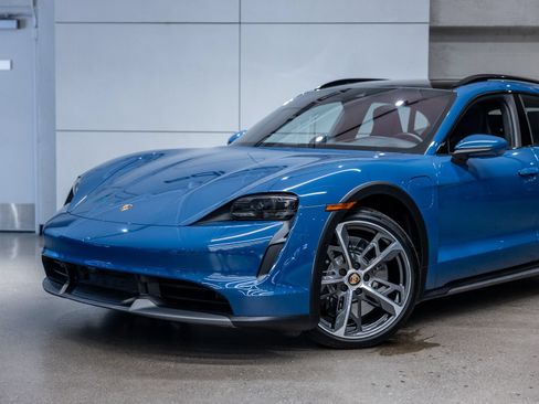 Used 2023 Porsche Taycan Turbo AWD/4WD image 20