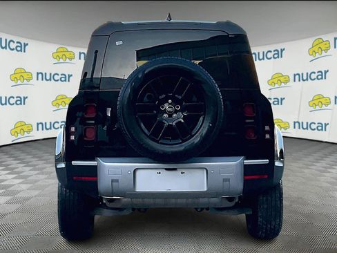 Used 2025 Land Rover Defender 110 S image 5