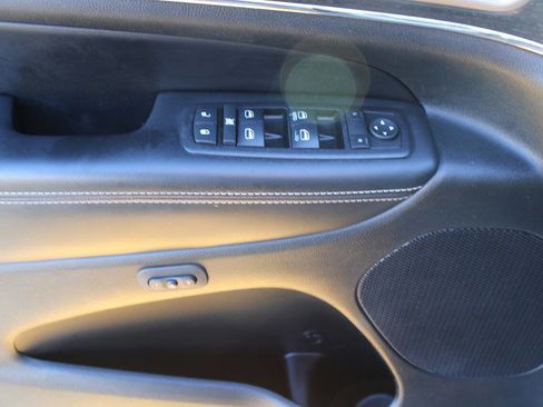 Used 2015 Jeep Grand Cherokee Limited image 93