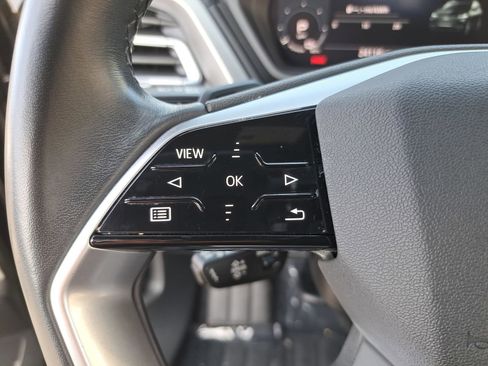 Certified 2023 Audi Q4 e-tron Premium RWD image 17