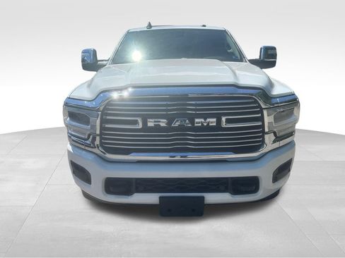 Used 2023 RAM 2500 Laramie AWD/4WD image 36