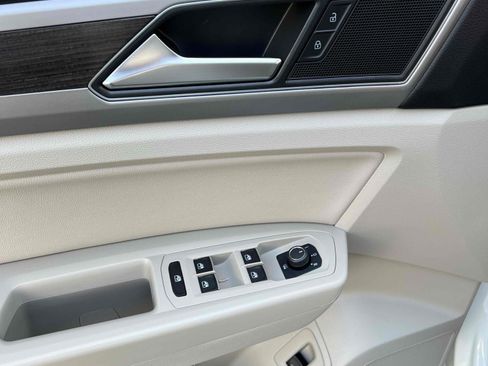 Used 2019 Volkswagen Atlas SE w/ Towing Package image 92