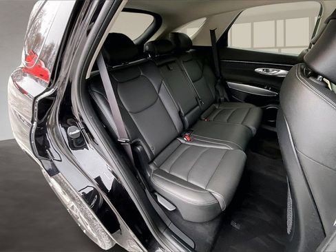 Used 2024 Genesis GV70 2.5T Select w/ Select Package image 23