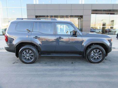 Used 2024 Toyota Land Cruiser image 11