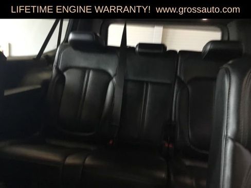 Certified 2024 Jeep Wagoneer L Series II AWD/4WD image 23