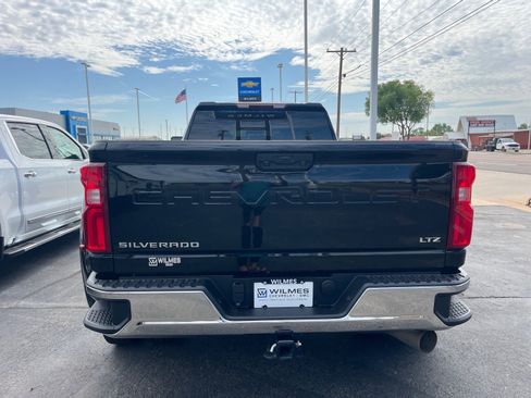Used 2025 Chevrolet Silverado 3500 LTZ w/ LTZ Convenience Package AWD/4WD image 6