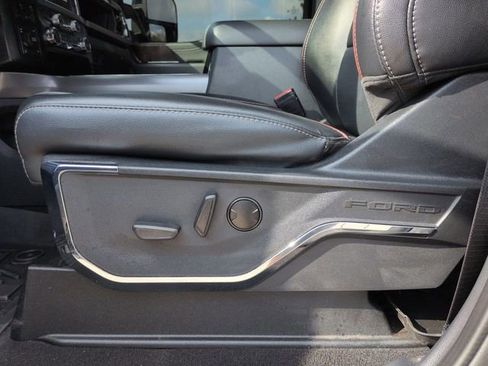 Certified 2024 Ford F250 Lariat w/ Lariat Ultimate Package image 21