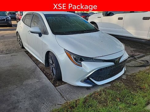 Used 2022 Toyota Corolla XSE FWD image 3
