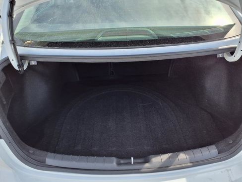 Used 2020 Hyundai Elantra SEL w/ Cargo Package (C1) FWD image 29