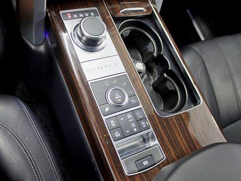 Used 2016 Land Rover Range Rover Supercharged image 27