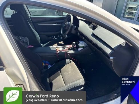 Used 2021 MAZDA MAZDA3 s FWD image 10