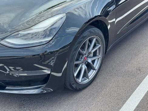 Used 2021 Tesla Model 3 Long Range AWD/4WD image 4