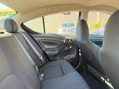 Used 2015 Nissan Versa S Plus image 17
