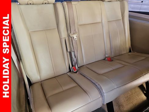 Used 2014 Ford Expedition EL XLT w/ Equipment Group 202A image 12