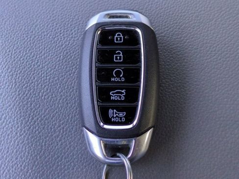 Used 2023 Hyundai Elantra SEL w/ Cargo Package image 26