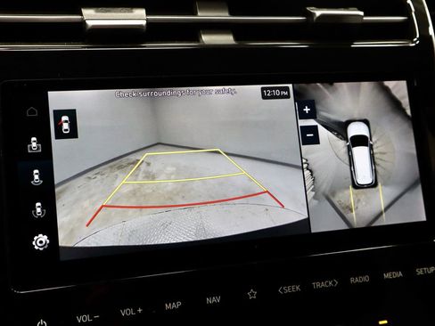 Certified 2022 Hyundai Tucson Limited AWD/4WD image 2