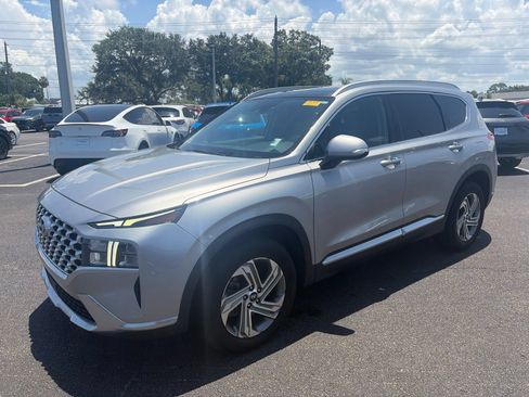 Used 2022 Hyundai Santa Fe SEL w/ Convenience + Premium Package FWD image 3