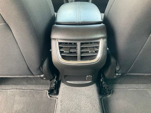 Used 2025 Chevrolet Malibu LT FWD image 29