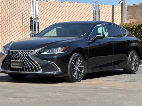 Certified 2024 Lexus ES 350 w/ Premium Package FWD image 8