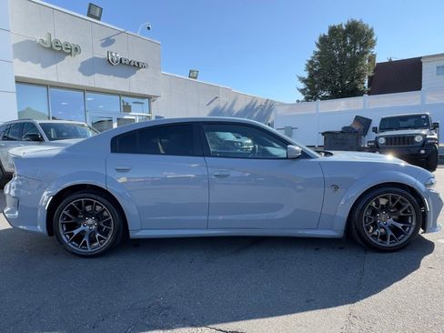 Used 2021 Dodge Charger SRT Hellcat image 8