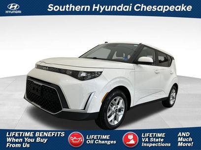 Used 2023 Kia Soul LX w/ LX Technology Package