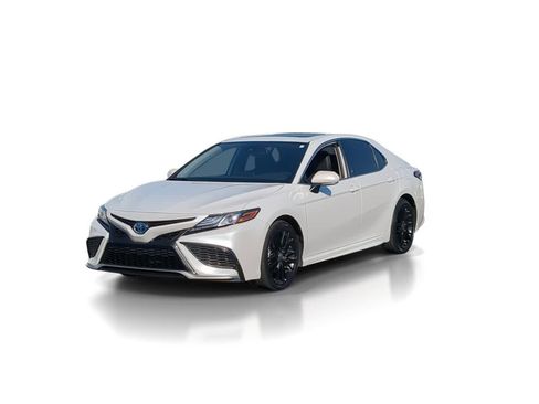 Used 2022 Toyota Camry XSE image 4