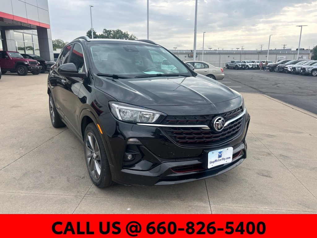 Used 2023 Buick Encore GX Select w/ Sport Touring Package FWD image 2