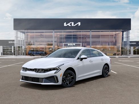 New 2026 Kia K5 LXS FWD image 1