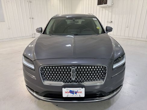 Used 2022 Lincoln Nautilus FWD w/ Premium Package image 31