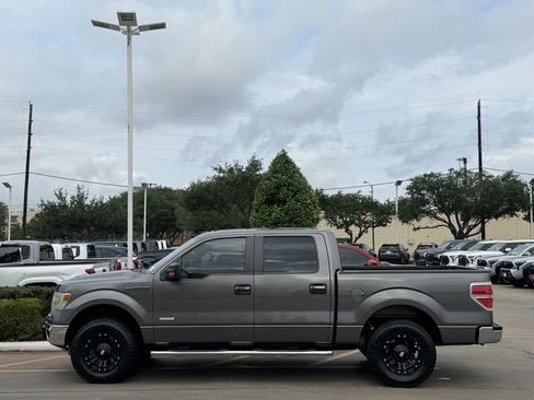 Used 2014 Ford F150 XLT w/ Equipment Group 302A Luxury RWD image 3