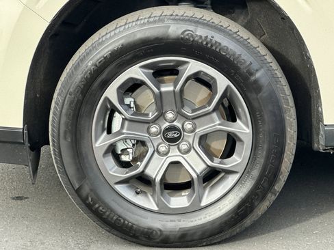 Used 2024 Ford Maverick XLT image 41