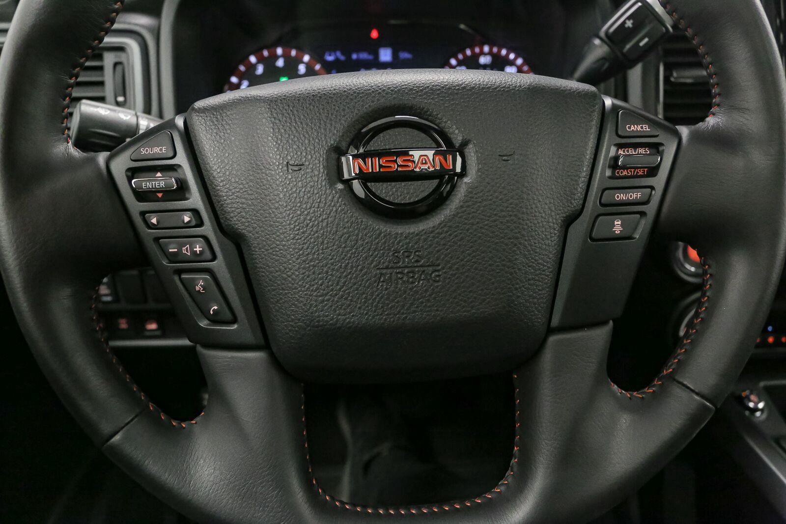 Used 2021 Nissan Titan PRO-4X w/ Pro-4x Convenience Package AWD/4WD image 35