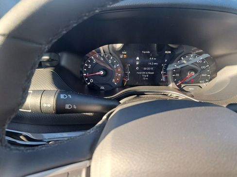 New 2026 Jeep Compass Latitude image 12