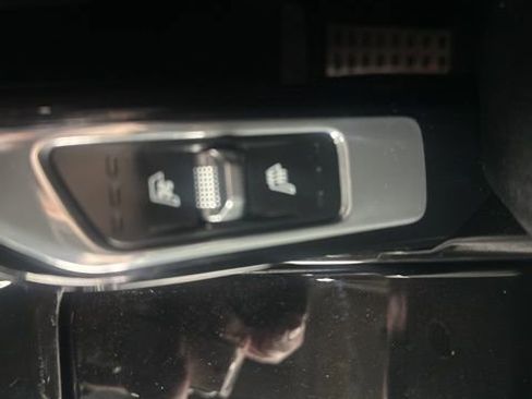 Used 2022 Kia Sorento SX Prestige image 29