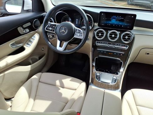 Used 2022 Mercedes-Benz GLC 300 image 11
