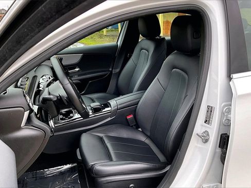 Used 2019 Mercedes-Benz A 220 4MATIC image 9