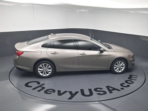 Used 2024 Chevrolet Malibu LT FWD image 33