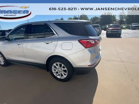 Used 2018 Chevrolet Equinox LT FWD image 6