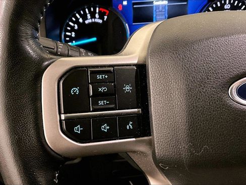 Certified 2022 Ford Expedition XLT image 17