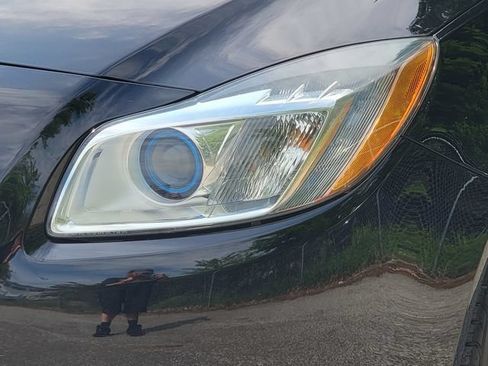 Used 2013 Buick Regal Premium FWD image 16