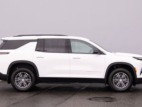 New 2026 Chevrolet Traverse LT image 28