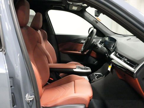 New 2027 BMW X1 xDrive28i AWD/4WD image 7