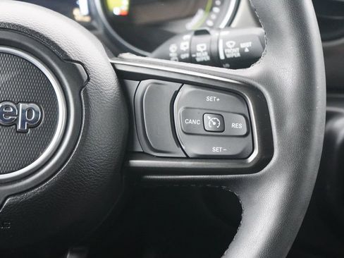 Used 2023 Jeep Wrangler Unlimited w/ Cold Weather Group AWD/4WD image 18