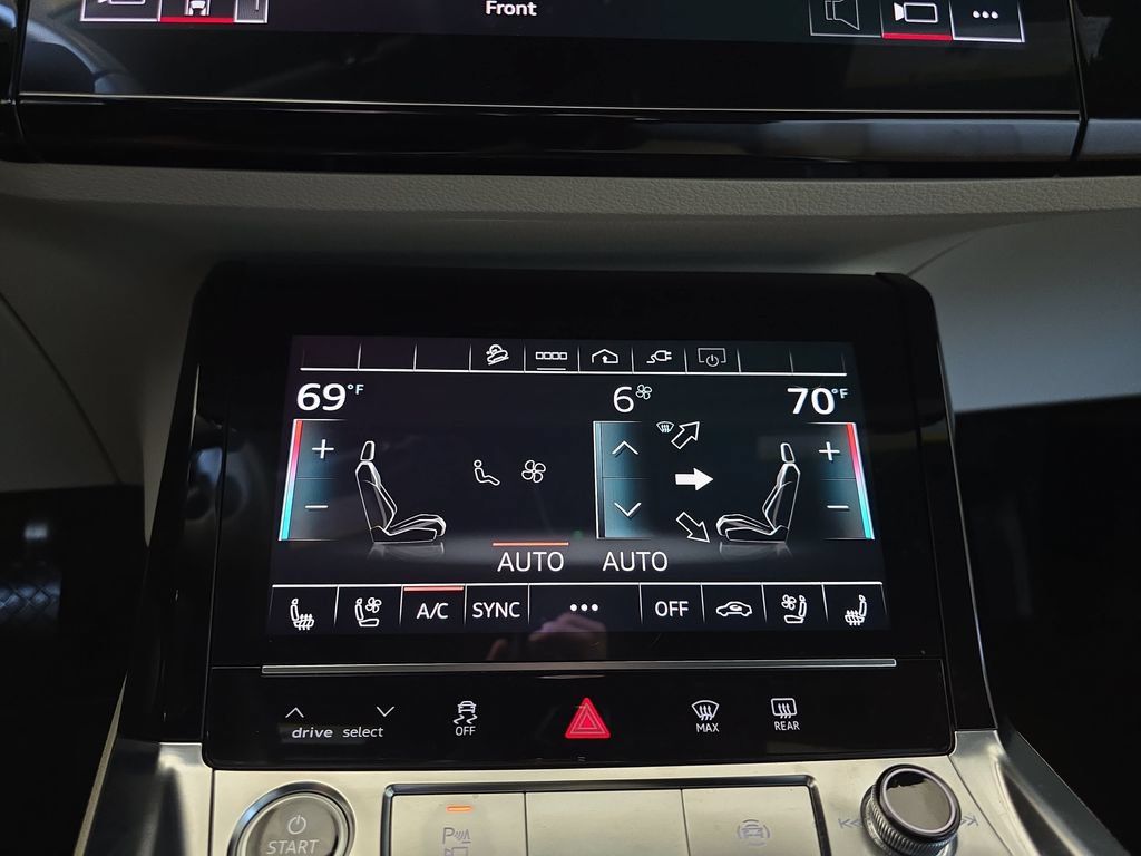 Used 2024 Audi Q8 e-tron Premium Plus w/ Premium Plus Package AWD/4WD image 27